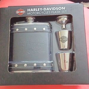 Motorcycles Flask Set Marca :Harley -Davidson